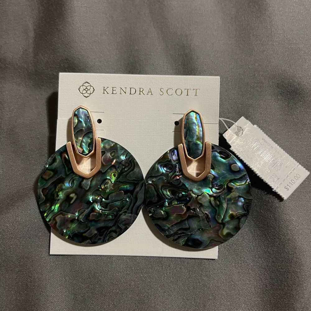 BNWT Kendra Scott DiDi Abalone Ear ring